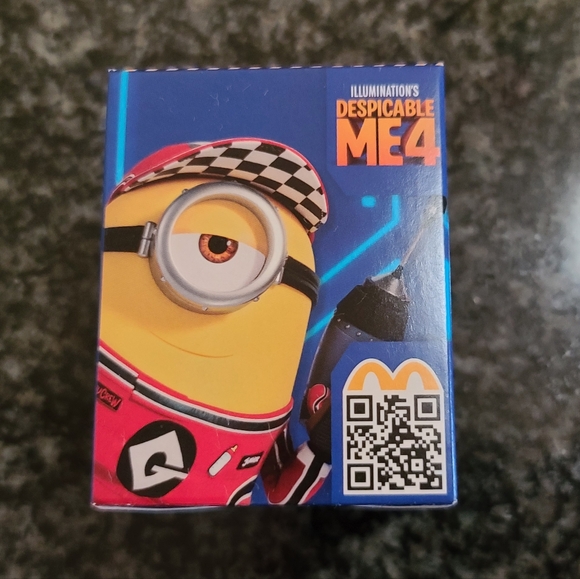 McDonald's x Illumination's Despicable Me 4 Phil the Minion Figure - Picture 2 of 5